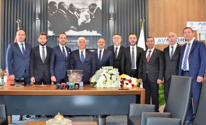 Denizli Sanayi Odası’nda Devir Teslim Yapıldı