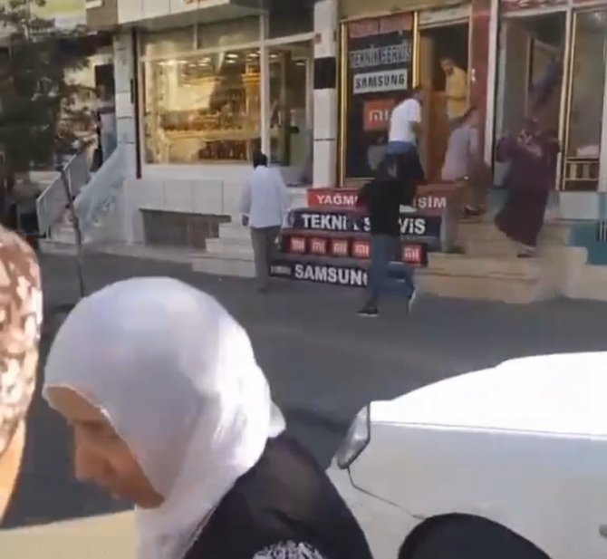 Diyarbakır’da Silahlı Saldırı Korku Dolu Anlar Yaşattı