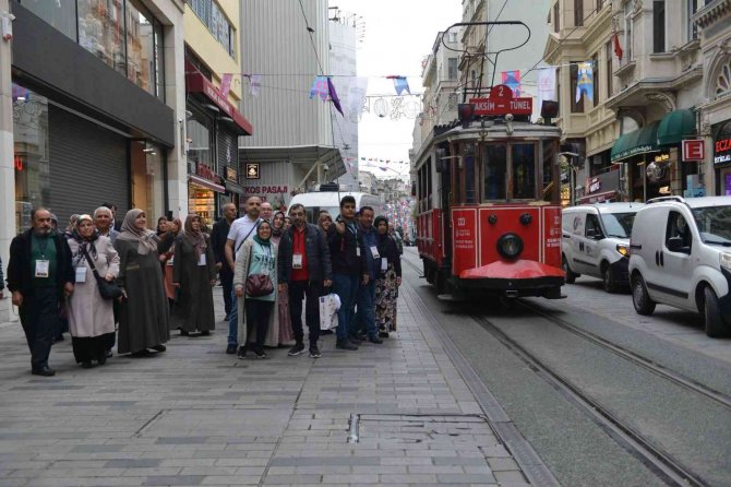 Belediye Çorumlulara İ̇stanbul’u Gezdiriyor