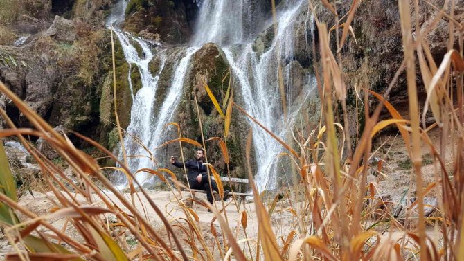 Girlevik Şelalesi Her Mevsim Ziyaretçilerini Ağırlıyor