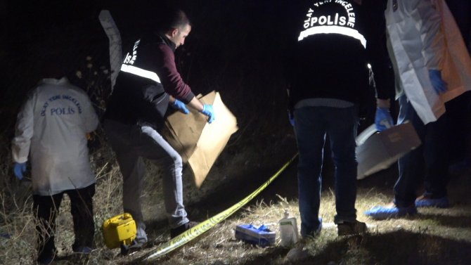 Karısına Fare Zehri Verip İşe Gitti, Dönüşte Yaşadığını Görünce Boğazını Sıkıp Öldürdü