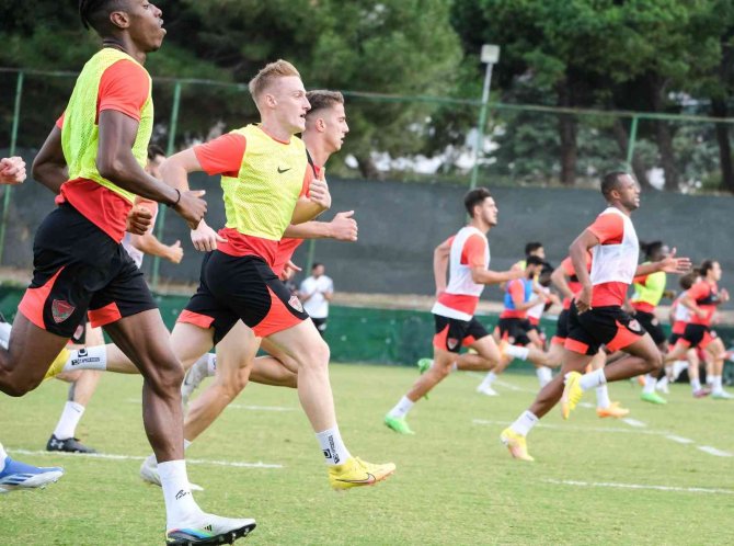 Hatayspor, Fatih Karagümrük Maçı Hazırlıklarını Sürdürüyor