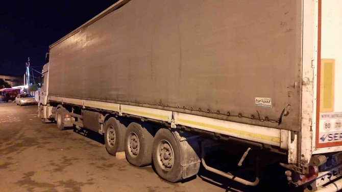 İ̇stanbul’da 51 Ton Kaçak Akaryakıt Ele Geçirildi