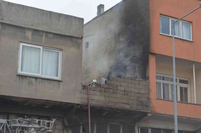 Kahramanmaraş’ta Çocuklar Damda Oynarken Yangın Çıkarttı