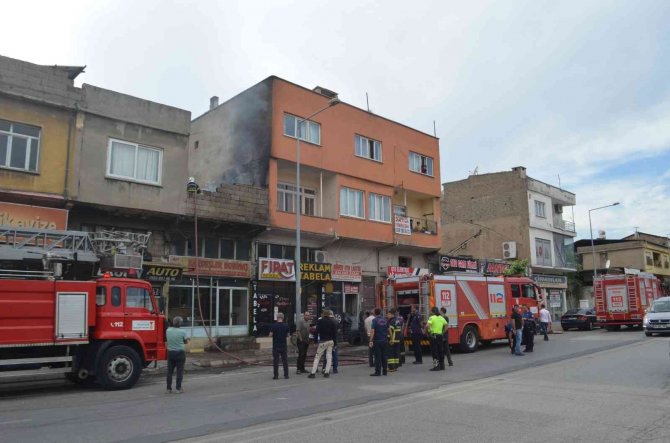Kahramanmaraş’ta Çocuklar Damda Oynarken Yangın Çıkarttı
