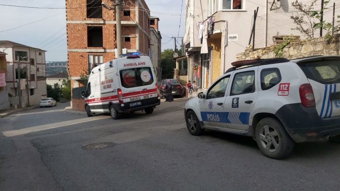 ‘Neden Çalışmıyorsun’ Diyen Kızını Sopayla Döverek Hastanelik Etti