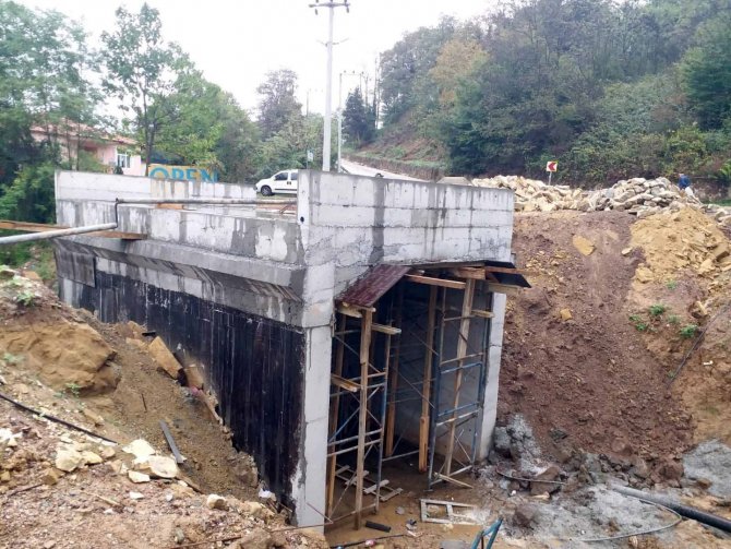 Çubukluosmaniye’de Menfezin Betonarmesi Tamamlandı