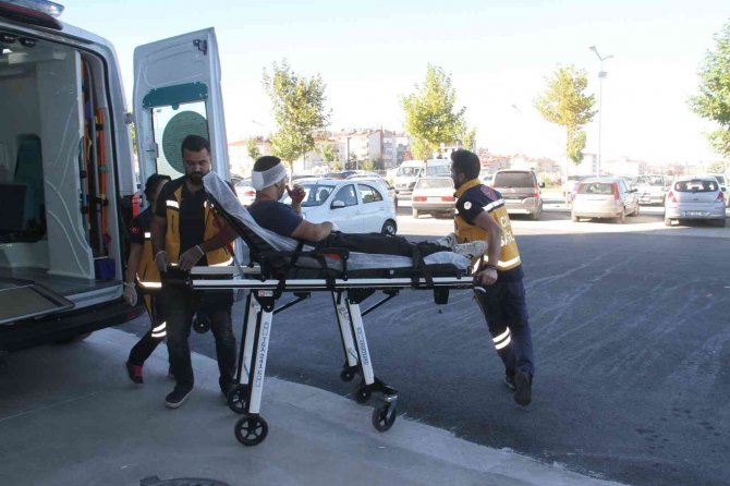 Muştalı Saldırıya Uğrayan Üniversite Öğrencisi Yaralandı