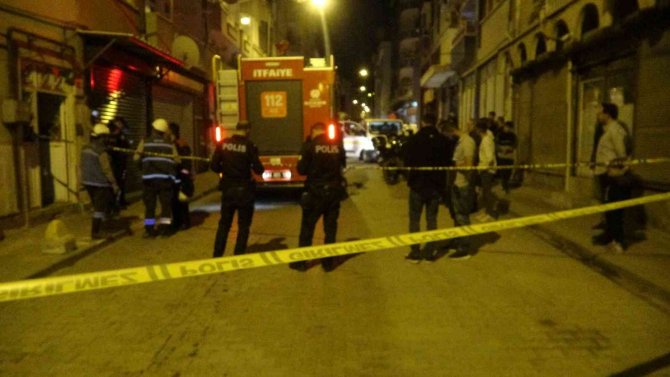 Sigara İçeyim Derken Mahalleyi Yakıyordu