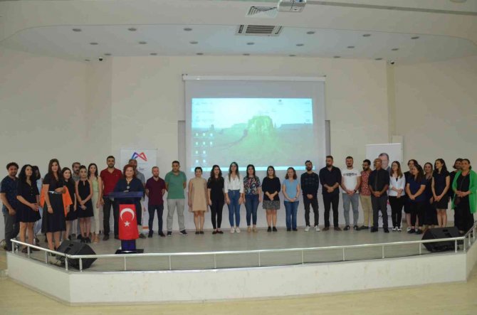 Kurs Merkezlerinde Veliler Bilgilendiriliyor