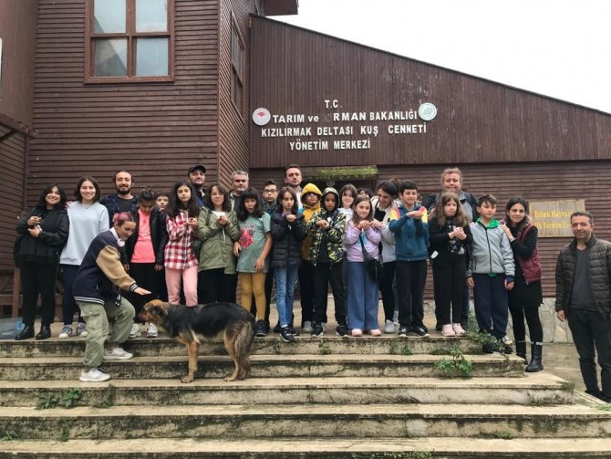 Öğrenciler Deltada Kuş Gözlemledi