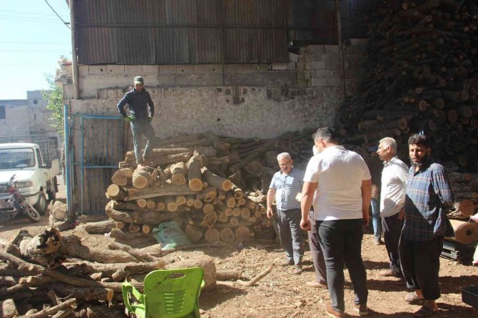Şanlıurfa Oduncular Pazarı’nda Kış Hazırlıkları Başladı