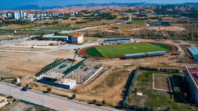 Kahramankazan Kapalı 2 Halı Sahaya Kavuşuyor