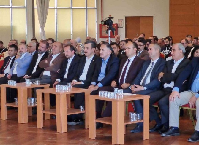 Ak Parti Milletvekili Mustafa Esgin: