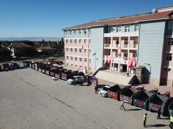Traktör Sahiplerine ’’Reflektör’’ Uyarısı