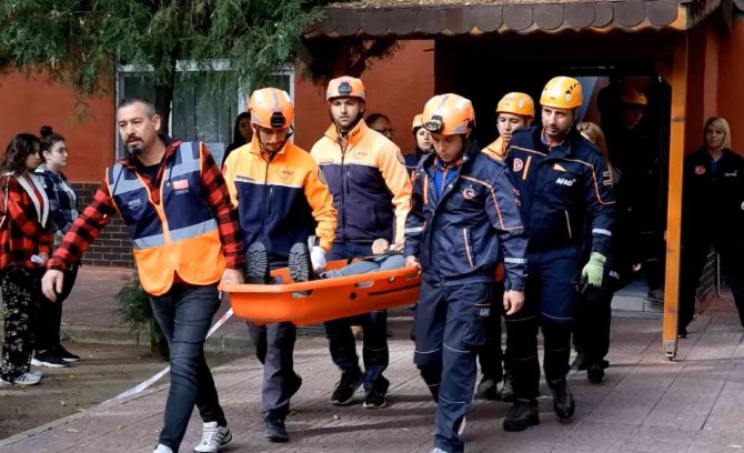 Gerçeğini Aratmayan Tatbikat Nefes Kesti