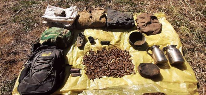 Tunceli’de 2 Sığınak İçerisinde Mühimmat Ele Geçirildi