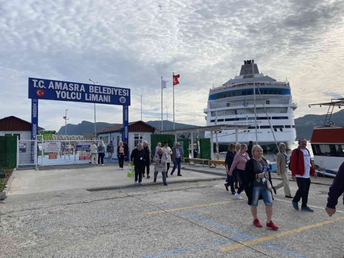Amasra Kruvaziyer Gemilerle 3 Bin 358 Turist Ağırladı