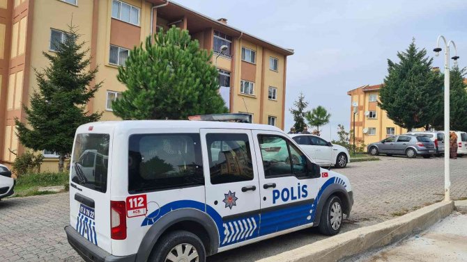 3 Gündür Haber Alınamayan Adam Evinde Ölü Bulundu