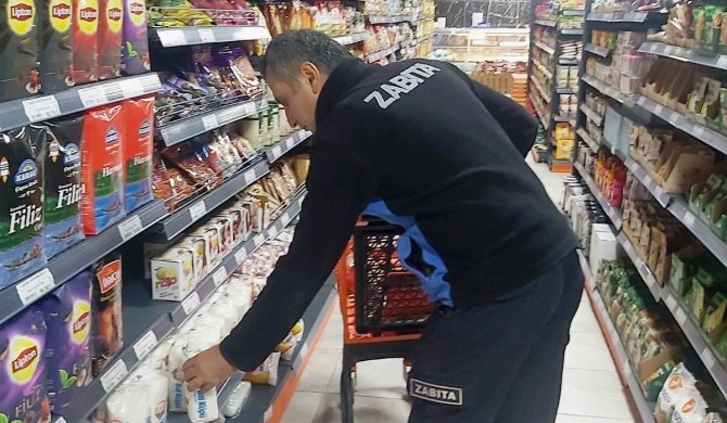 Altınova’da Marketler Denetlendi