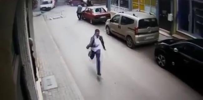 Anne Kızın Ölümle Burun Buruna Geldiği Anlar Kamerada