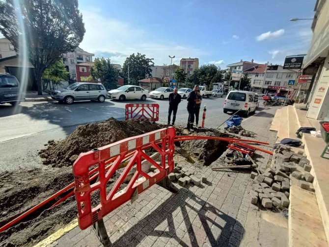Beylikdüzü’nde Yeraltı Kablosunda Patlama