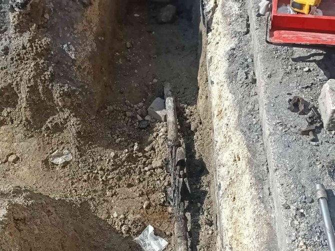 Beylikdüzü’nde Yeraltı Kablosunda Patlama