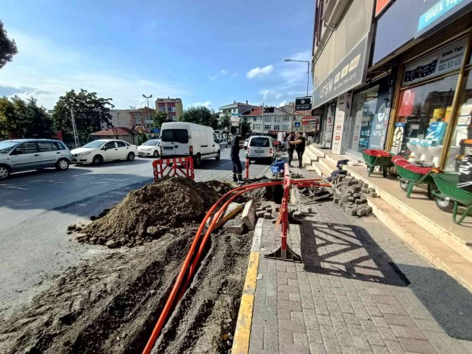 Beylikdüzü’nde Yeraltı Kablosunda Patlama
