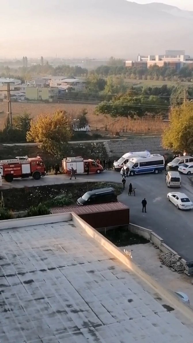 Bursa’da Kontrolden Çıkan Araç Dereye Uçtu