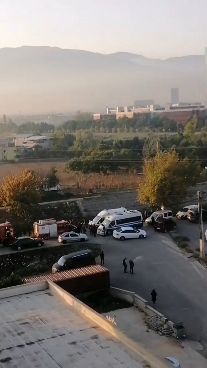 Bursa’da Kontrolden Çıkan Araç Dereye Uçtu