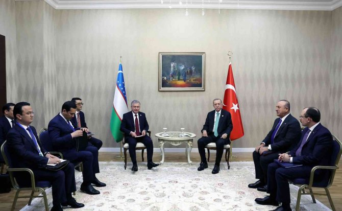 Cumhurbaşkanı Erdoğan, Özbekistanlı Mevkidaşı Mirziyoyev İle Görüştü