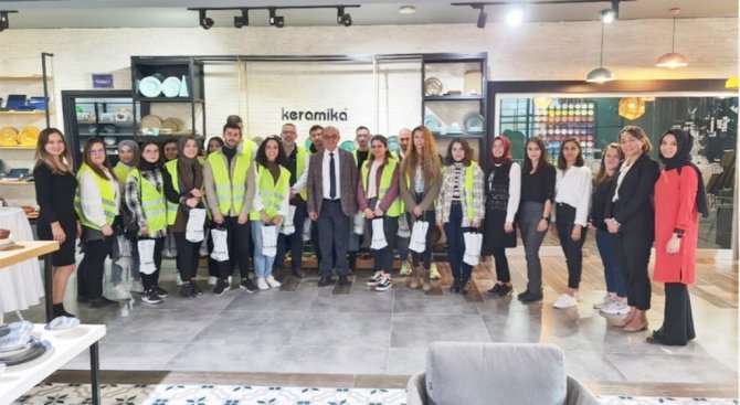 Dpü Mühendislik Fakültesi Öğrencileri Fabrikaları Yakından Tanıma Fırsatı Buldu