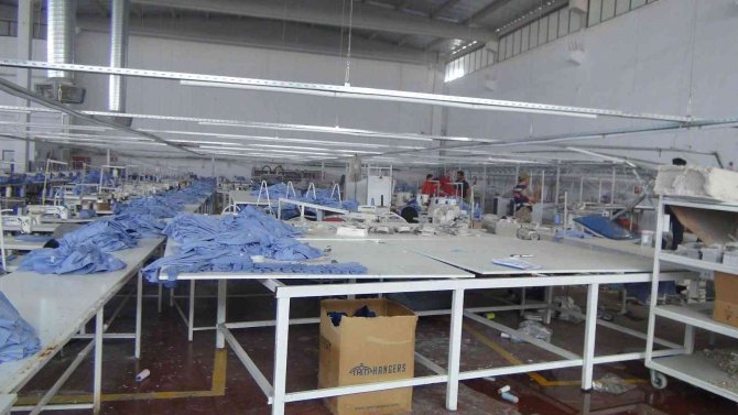 İ̇şçiler Çalışırken Fabrikanın Duvarı Çöktü