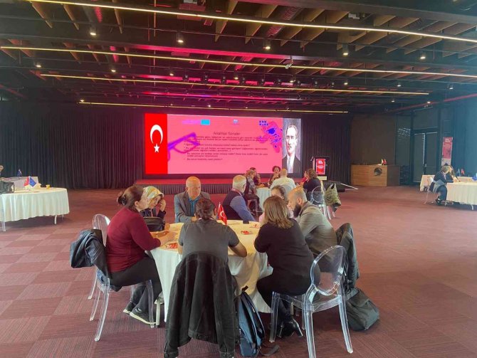 Türkiye’de Eğitim Sisteminin Güncel Ve Acil Sorunlarına Çözüm Aradılar