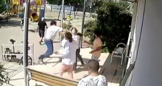 İ̇zmir’de Doktora Saldırıyla İlgili Yeni Görüntüler Ortaya Çıktı