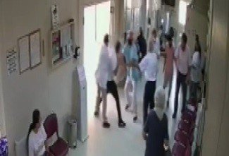 İ̇zmir’de Doktora Saldırıyla İlgili Yeni Görüntüler Ortaya Çıktı
