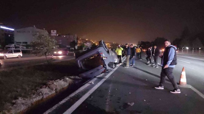 Kontrolden Çıkan Otomobil Ters Döndü: 1 Yaralı