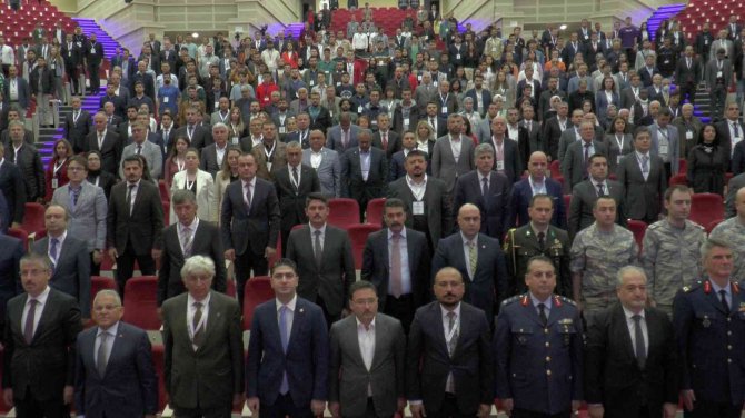 Kayseri’de ‘Savunma Sanayii Sempozyumu Ve Sergisi’ Başladı
