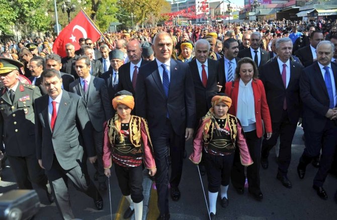 Bakan Ersoy, Ankaralı Seymenlerle Bir Araya Geldi