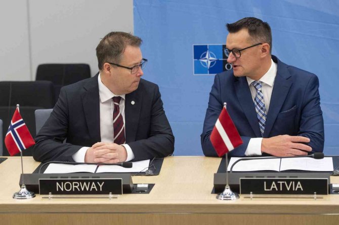 Nato Üyesi 14 Ülke İle Finlandiya "Avrupa Sema Kalkanı Girişimi" İçin Anlaştı