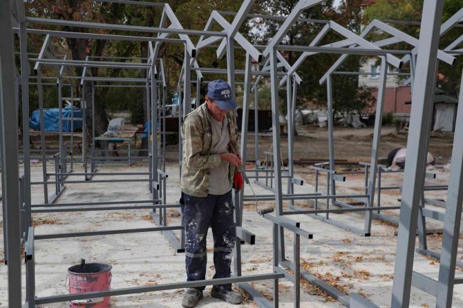 Ressam Ahmet Yakupoğlu Parkı’ndaki Çalışmalar Hız Kazandı