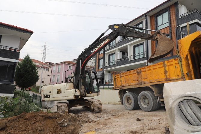 Büyükşehir 32 Evler’de Yağmursuyu Altyapısını Güçlendiriyor