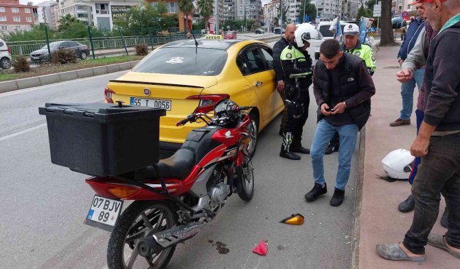 Samsun’da Motosiklet Taksiyle Çarpıştı: 1 Yaralı