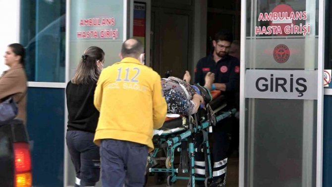 Römorktan Düşen Kadın Yaralandı