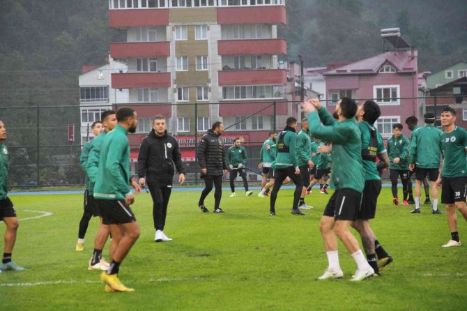 Giresunspor, Sivasspor Maçı Hazırlıklarını Sürdürüyor