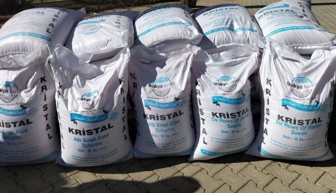 Osmaniye’de Çiftçilere 19 Ton Yerli Arpa Tohumu Dağıtıldı