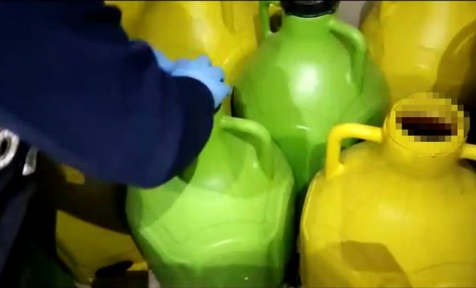 Tekirdağ’da Bir Ton Kaçak Şarap Ele Geçirildi