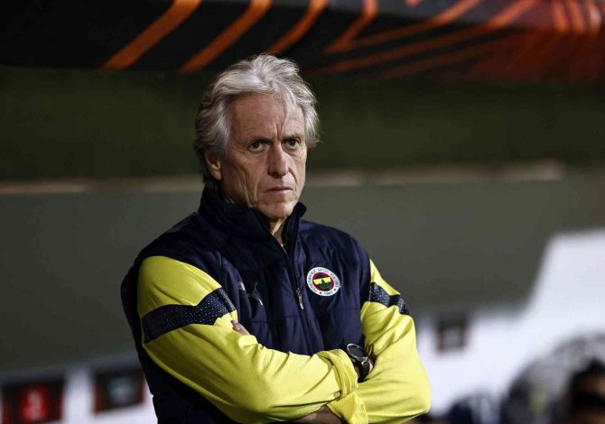 Uefa Avrupa Ligi: Aek Larnaca: 0 - Fenerbahçe: 1 (İ̇lk Yarı)