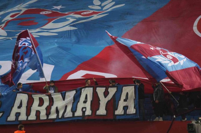 Uefa Avrupa Ligi: Trabzonspor: 1 - Monaco: 0 (İ̇lk Yarı)
