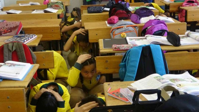 Uşak’ta Gerçeği Aratmayan Yangın Tatbikatı